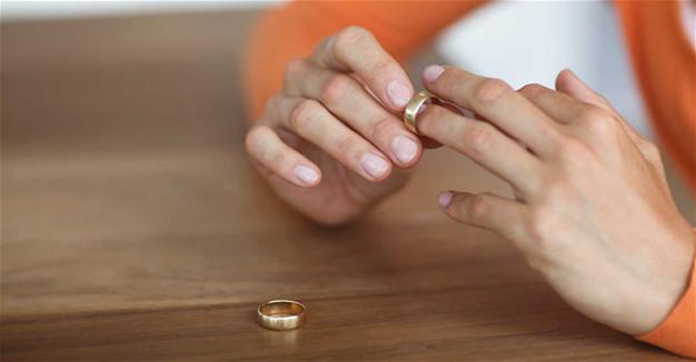 phu-nu-khi-quyet-dinh-ly-hon