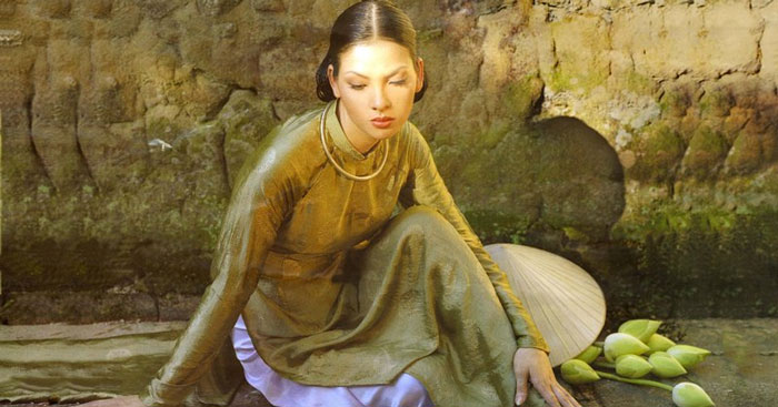 hoi-chung-phu-nu-bi-vui-dap